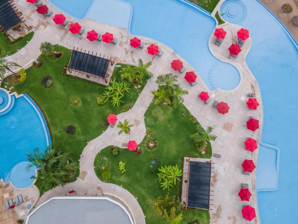 Ocean Front Condo Sleeps 4 Adults-Grand Venetian T3000-1606 Пуэрто-Вальярта Экстерьер фото