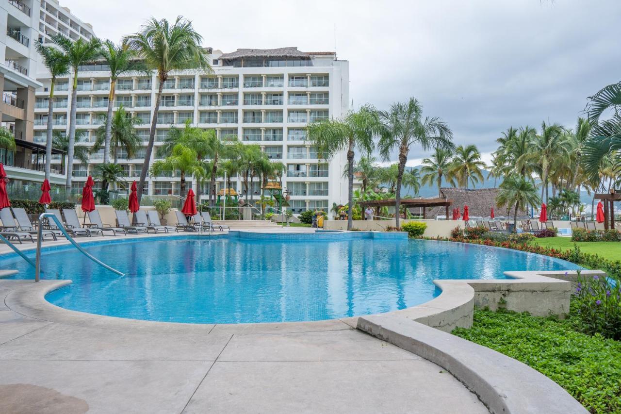 Ocean Front Condo Sleeps 4 Adults-Grand Venetian T3000-1606 Пуэрто-Вальярта Экстерьер фото
