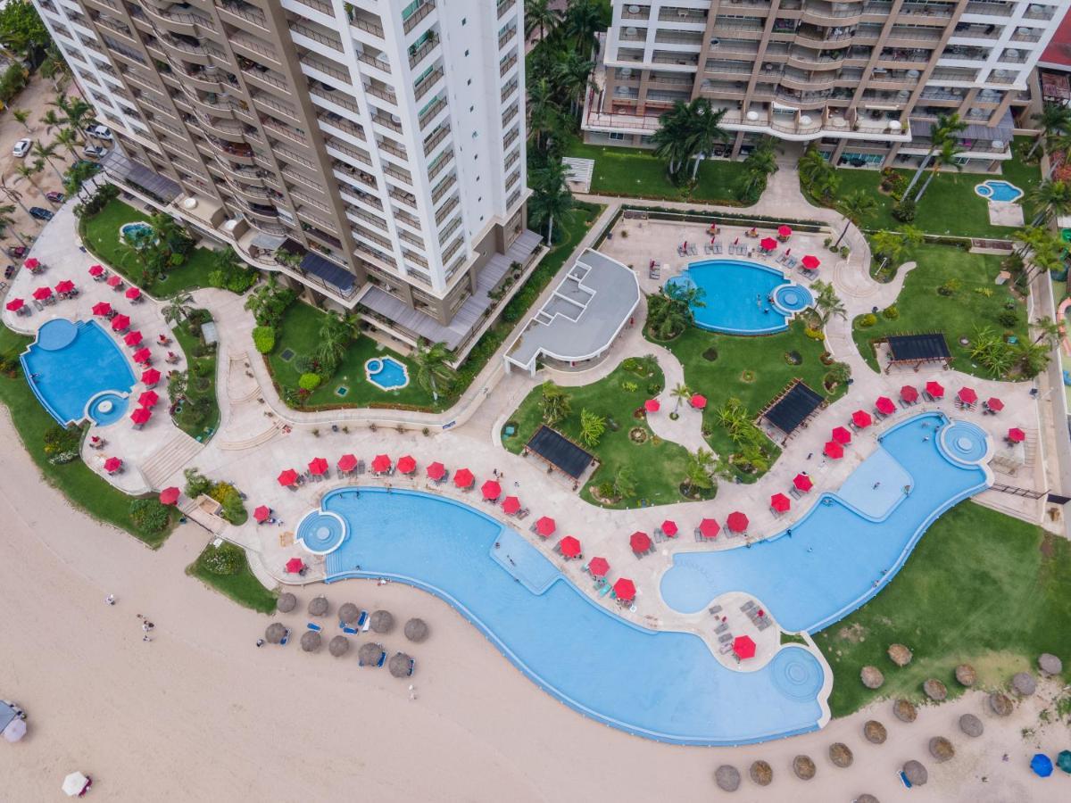 Ocean Front Condo Sleeps 4 Adults-Grand Venetian T3000-1606 Пуэрто-Вальярта Экстерьер фото