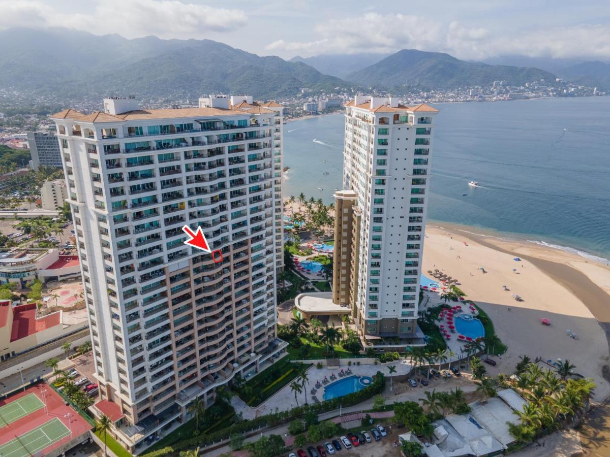 Ocean Front Condo Sleeps 4 Adults-Grand Venetian T3000-1606 Пуэрто-Вальярта Экстерьер фото